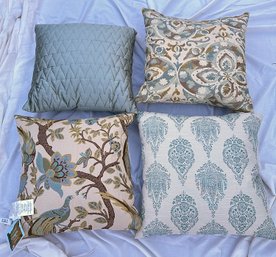 Set Of 4 Throw Pillows - Never Used