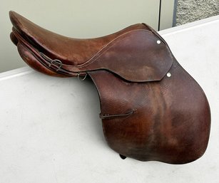 B. T. Crump 'Prix De Saute' Close Contact 18' Saddle