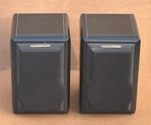 Pair Of Sonus Faber Minuetto Bookshelf Speakers In Black ($1750)