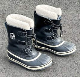 Pair Of Sorel Children's Waterproof Winter/Snow Boots - Size 2 - In Black