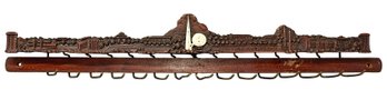Rare 1939 New York World's Fair Carved Wooden Tie Rack