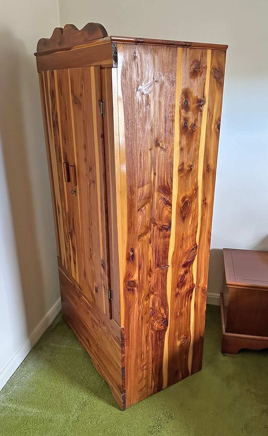 Vintage 1940's Cedar Wood Armoire - Wardrobe/Chest #12788
