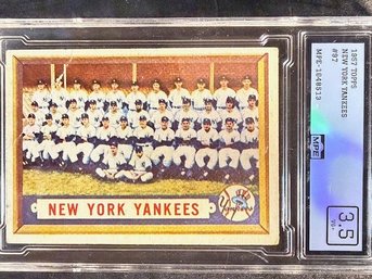 1957 TOPPS NY YANKEES TEAM  VG