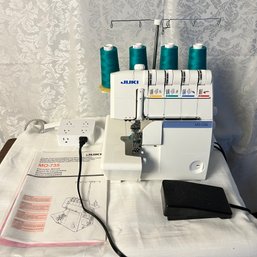 JUKI 5-Thread Sewing Machine