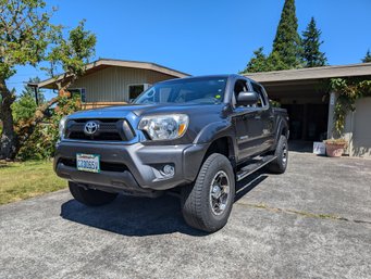 2013 Toyota Tacoma Double Cab (kBB Value $20k)