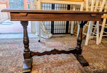 Extendable Dining Table