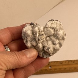 LOT 120, Rocks/crystals, Natural Crystal Heart