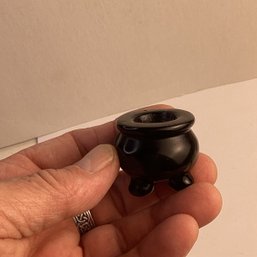 LOT 144, Rocks/crystals, Carved Black Obsidian Cauldron