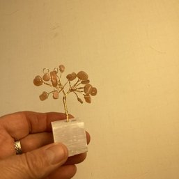 Natural Stone Copper Wire Tree, Rose Quartz Chips, Selenite Cube Base