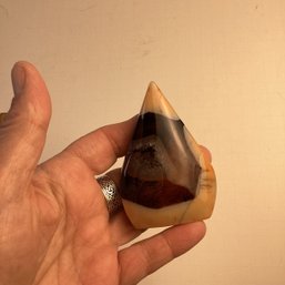 Natural Stone Carving, Teardrop, Sardonyx