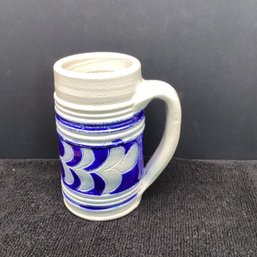 Heavy Blue And White Salt Glazed Tankard With Handle, Williamsburg