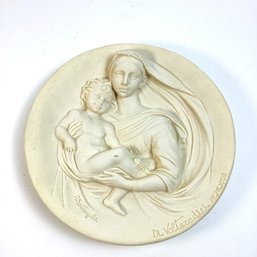 Vintage High Relief Resin Wall Hanging Plate, Madonna Profetica, Madonna Viventi