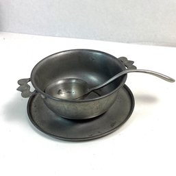 Vintage Nantucket Pewter Gravy Bowl With Bottom Plate And Ladle