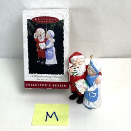 Christmas Ornament, MIB, LOT M, Hallmark Keepsake, Mr And Mrs Claus