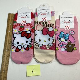 Brand New Childrens Socks, LOT L, Hello Kitty, (3), Appr. Size 13-3