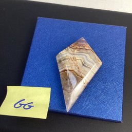 Genuine Carved Crystal, LOT GG, Agate With Amethyst