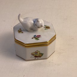 Herend Hungary Fine Porcelain Trinket Box, 6074, Cat On Top