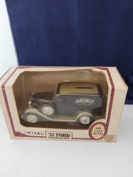 Ertl  32 Ford Panel Delivery Bank