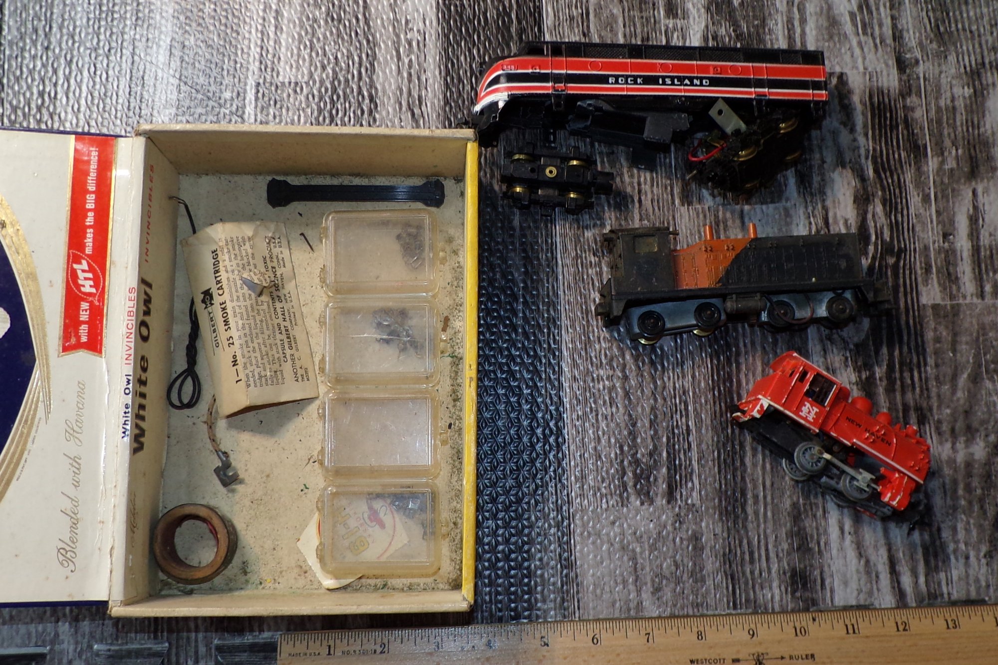 Vintage Train Engines With Parts, See Pictures, ALL Need To Be Repaired ...