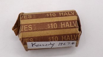 $10 Roll Of Kennedy Half Dollars Unsearched (UNKNOWN Mixed Dates & Condition)