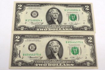 (2) Series 1976 Two Dollar Federal Reserve Notes ($4 Face Value)