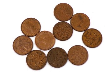 Lot Of 10 Canadian Cents 1936-1966, Various Values & Grades UNSEARCHED (See Pictures)