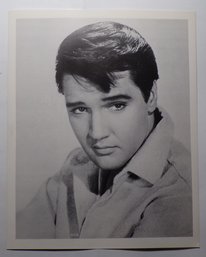 Vintage 8x10 B&W Picture 'Elvis Presley'