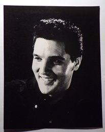 Vintage 8x10 B&W Picture 'Elvis Presley'