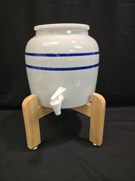 Crock Water Bubbler W/stand