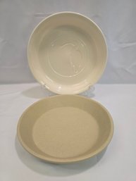 (2) Pie Plates