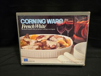 Corning Ware Fremch White 2 1/2 Qt. Oval Casserole