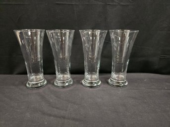 (4) Pint Glasses