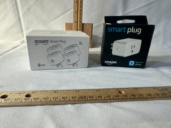 New Unused Smart Plugs, Amazon, And Gosund 4 Pack