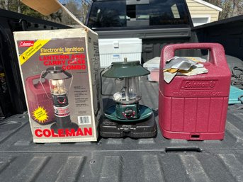 Coleman Electronic Ignition Lantern And Carry Case With Extra Mantles Like Brand New J Great For Camping