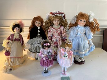 Lot Of Porcelain Dolls Assorted Sizes Great For The Collector Or To Give To The Kids To Play With