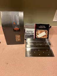 Premium Wood Chip Smoker Box Brand New With Full Bag Of Mesquite Smoking Chips