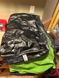 Embark 6 Foot By 5 Inch Blow Up Air Mattress With A Coleman Quick Pump4d Battery Operated Pump In Great Shape