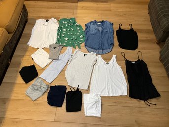 Lot Of Ladies Size Medium Summer Tops, Tank Tops, And Camisoles
