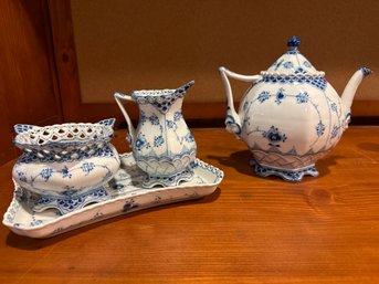 Royal Copenhagen Blue Full Lace Porcelain Tea Set Amazing Condition See Photos