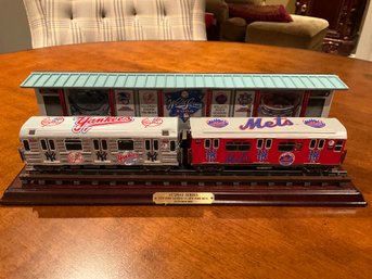 Danbury Mint Subway Series 2000 NY Yankees Mets Commemorative Train Station