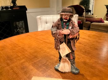 Emmett Kelly Jr Figurine Real Rags Collection Clown Sweeping Up
