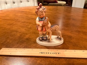 Vintage Goebel Hummel Figurine #136/1 Friends Girl With Deer