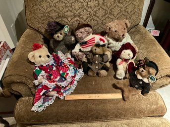Lot Of Assorted Plush Teddy Bears Boyds Bearington And More Collectors Stuffed Animals