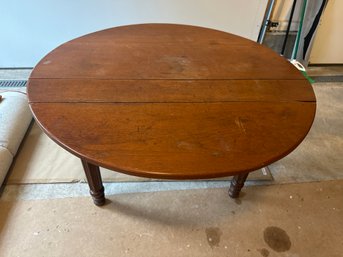41 In Round Antique Drop Leaf Table Could Use Some TLC Sturdy Solid Construction
