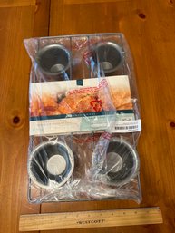 New Chicago Metallic Professional 6-Cup Popover Pan With Armor-Glide Coating