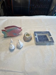 Wood Fish Napkin Or Letter Holder. Pier 1 S&p Fish Shakers Chinese Ashtray And A Shell Candle Holder Nice Lot