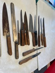 Large Lot Assorted Knifes Could Use A Little Cleaning Old Hickory ,weck & Muller , Forgecraft Nice Lot