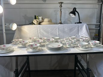 Vintage 1950s Lorenz Hutschenreuther Germany Beautiful Dinnerware Set Exactly As Pictured All Excellent