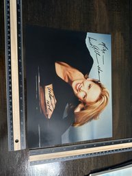 Signed In Person 8x10 Glossy Photograph Of Actress And Singer Linda Purl