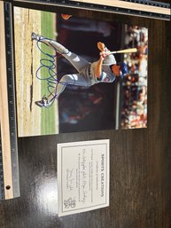 RYNE SANDBERG - CHICAGO CUBS SIGNED 8X10 GLOSSY PHOTO WITH COA